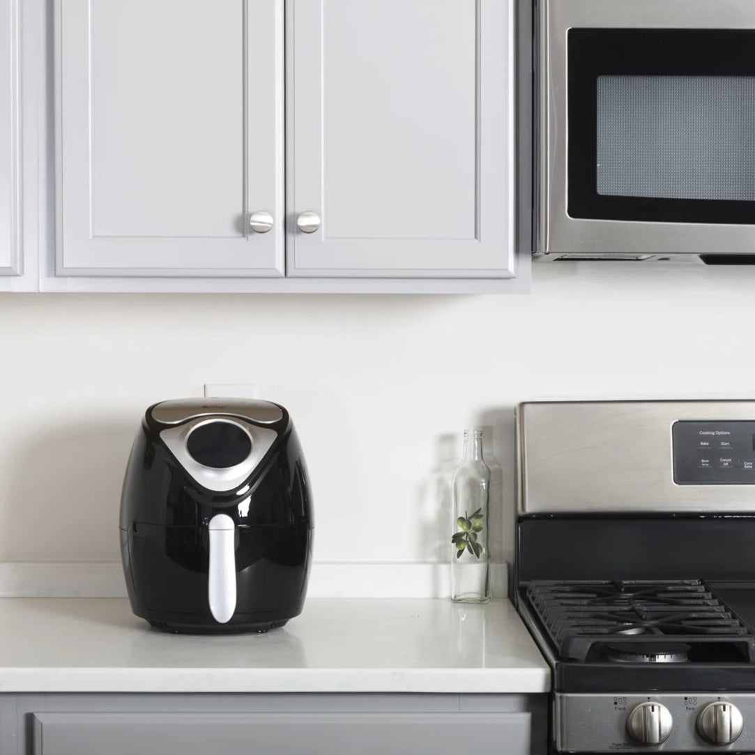 3.7 QT Personal Digital Air Fryer, 7 One-Touch Cooking Programs, Time and Temperature Controls, Dual Non-Stick Baskets, 1300W, Black
